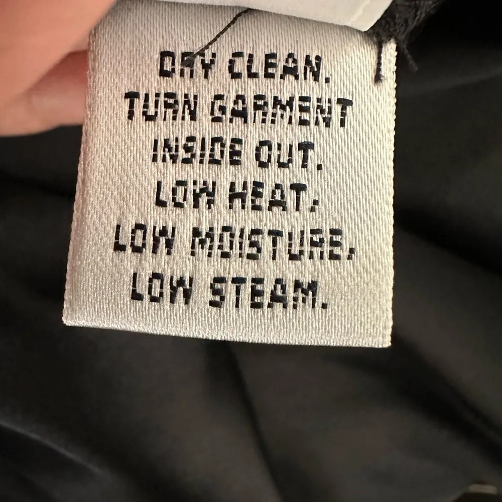 St. John Black Sleeveless Chantilly Lace Dress black size 10 - Image 7