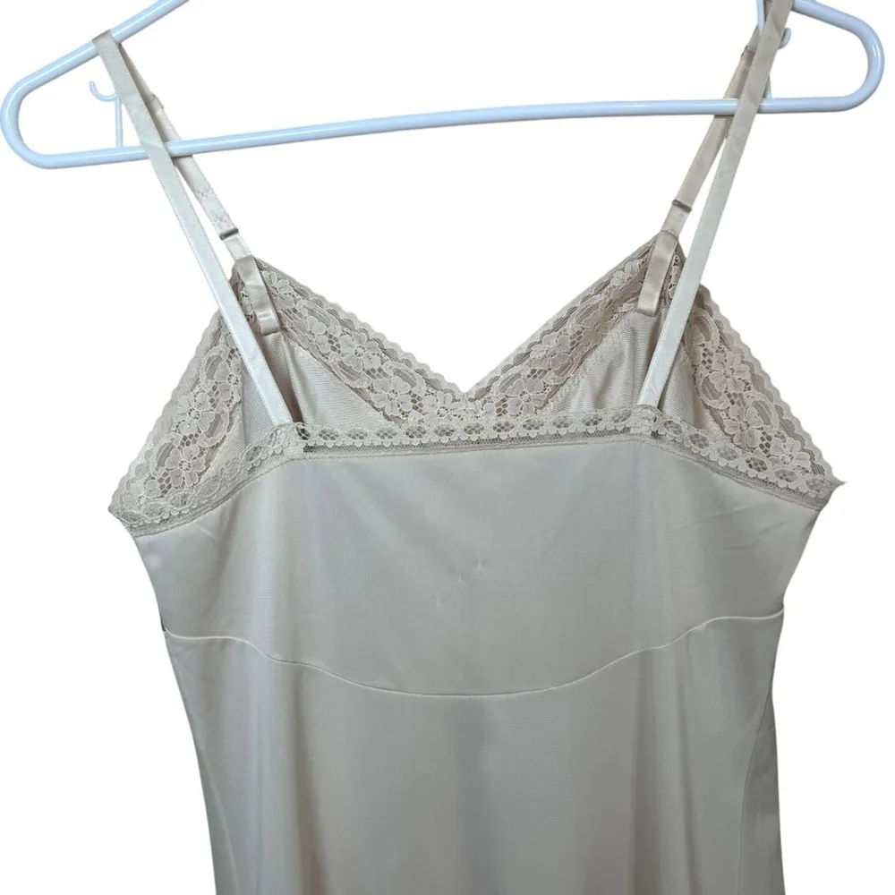 Vintage 1970s Vanity Fair Full Slip Long Ivory Silky Lace Lingerie Size 32 L - Image 5