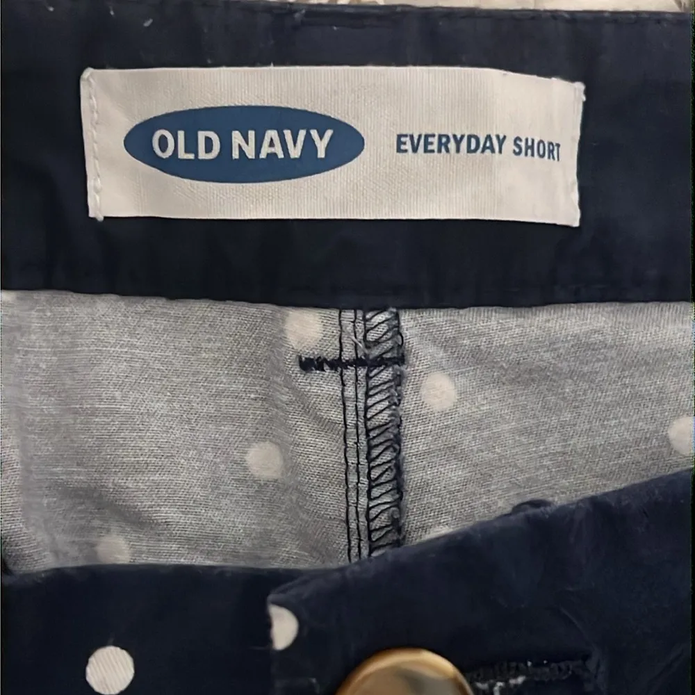 Old Navy Everyday Short Navy Blue with Polka Dots - Image 3