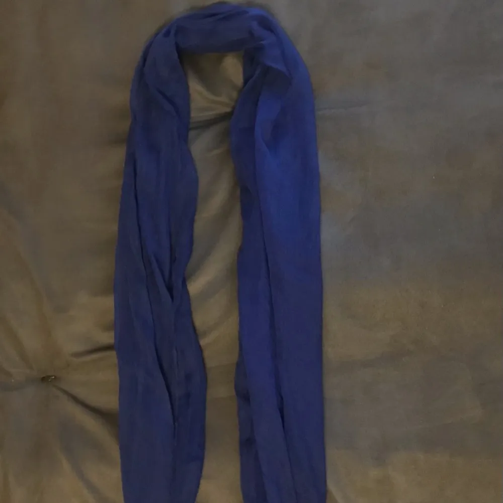 Infinity Scarves Set of 2 Blue - Image 2