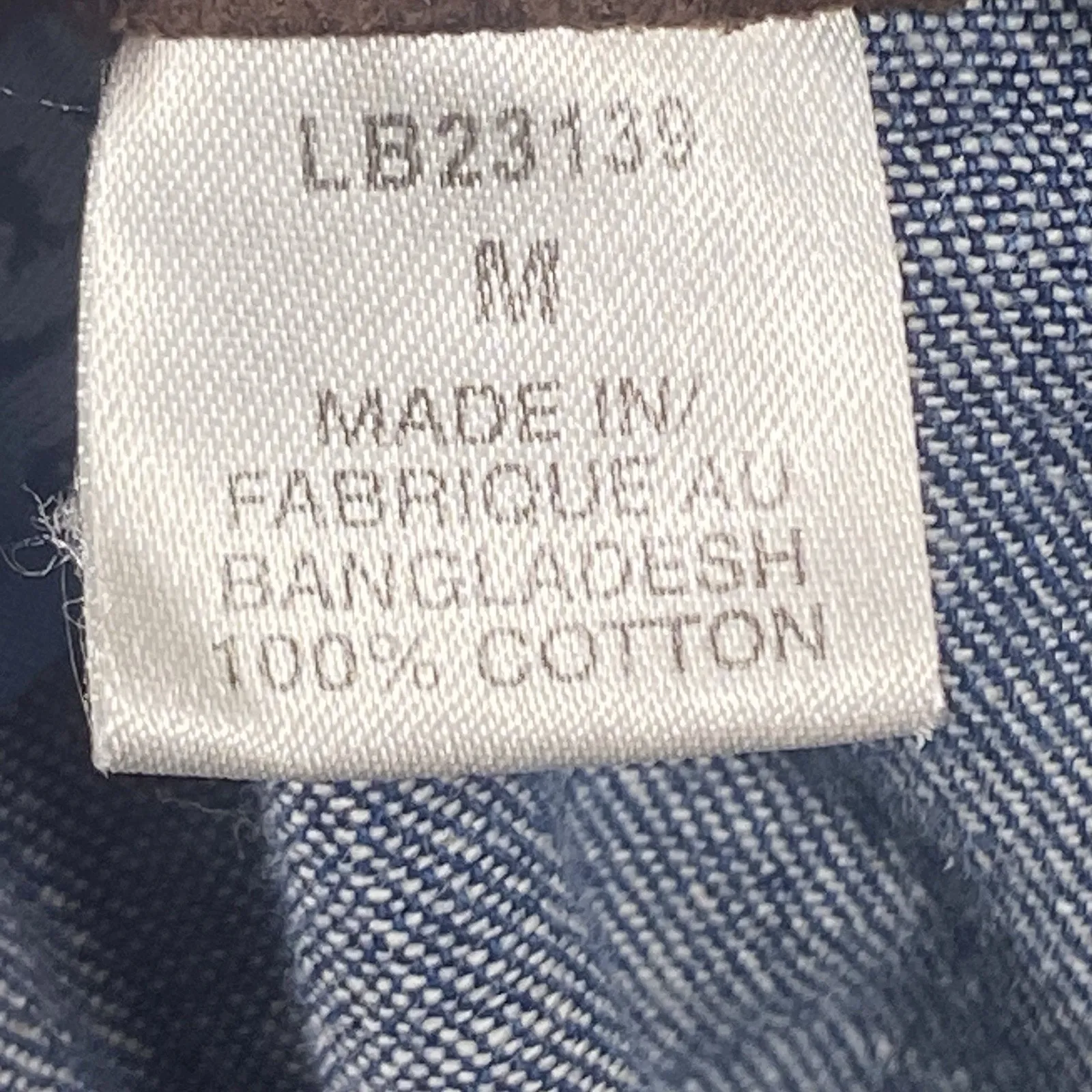 Wrangler Shirt Womens Medium Blue Denim Western Rancher Rodeo Farm Embellished - Image 5