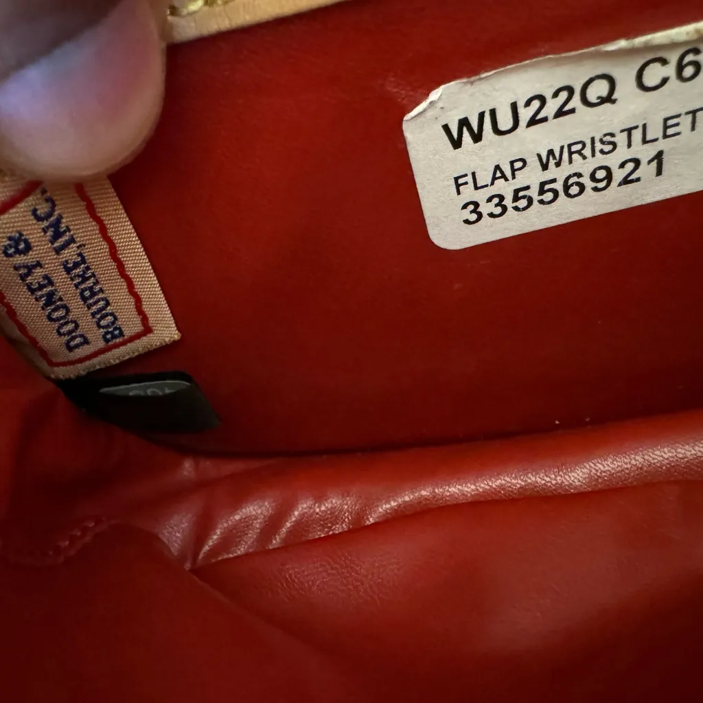 Dooney & Bourke Green‎ Canvas Signature Wristlet E - Image 5