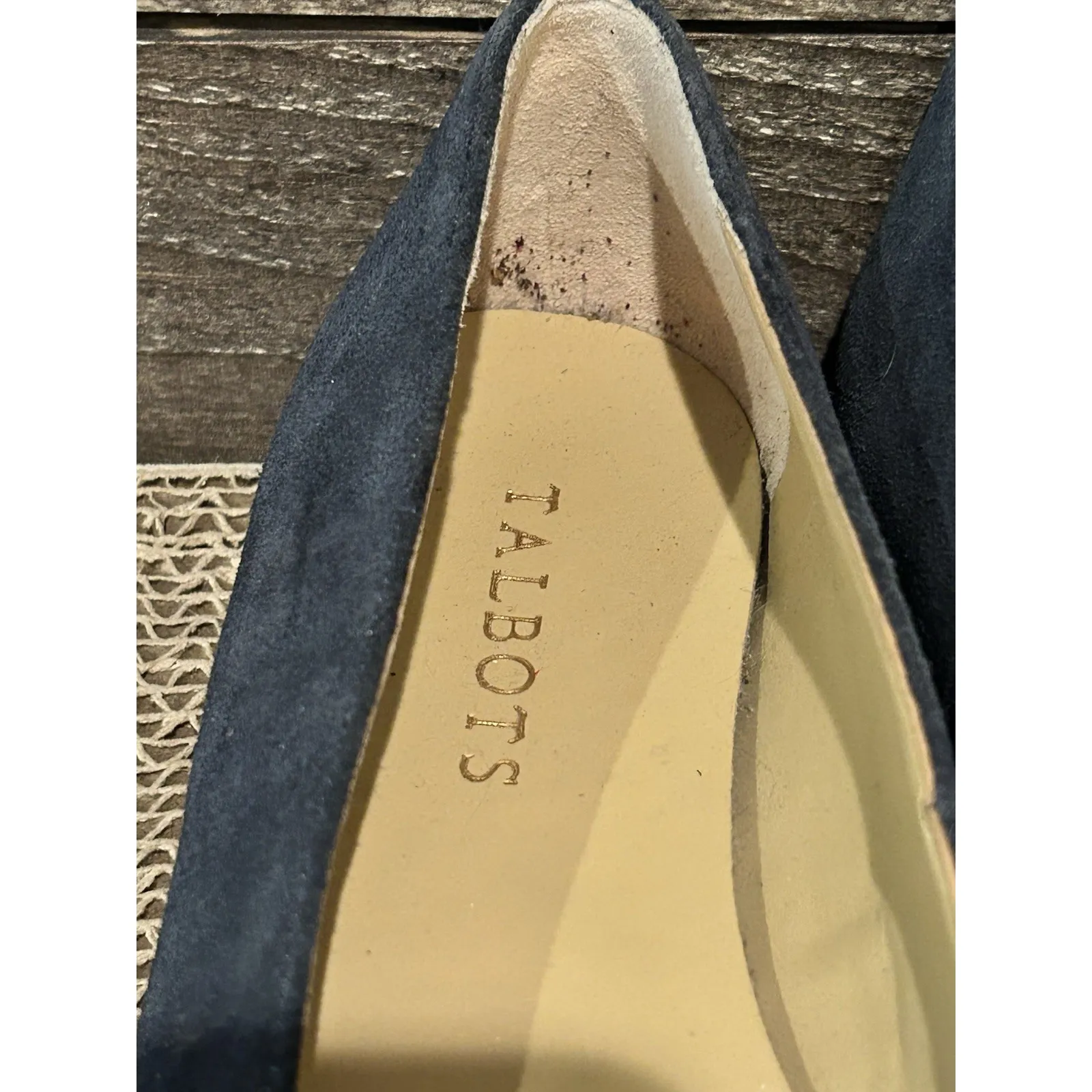 Talbots Becca Kiltie Driving Moccasins Size 7.5 M in Navy Suede - Image 5
