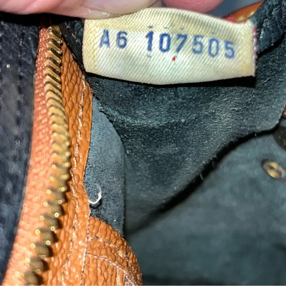 Vintage Dooney & Bourke Black Leather Crossbody Satchel Bag - Image 12