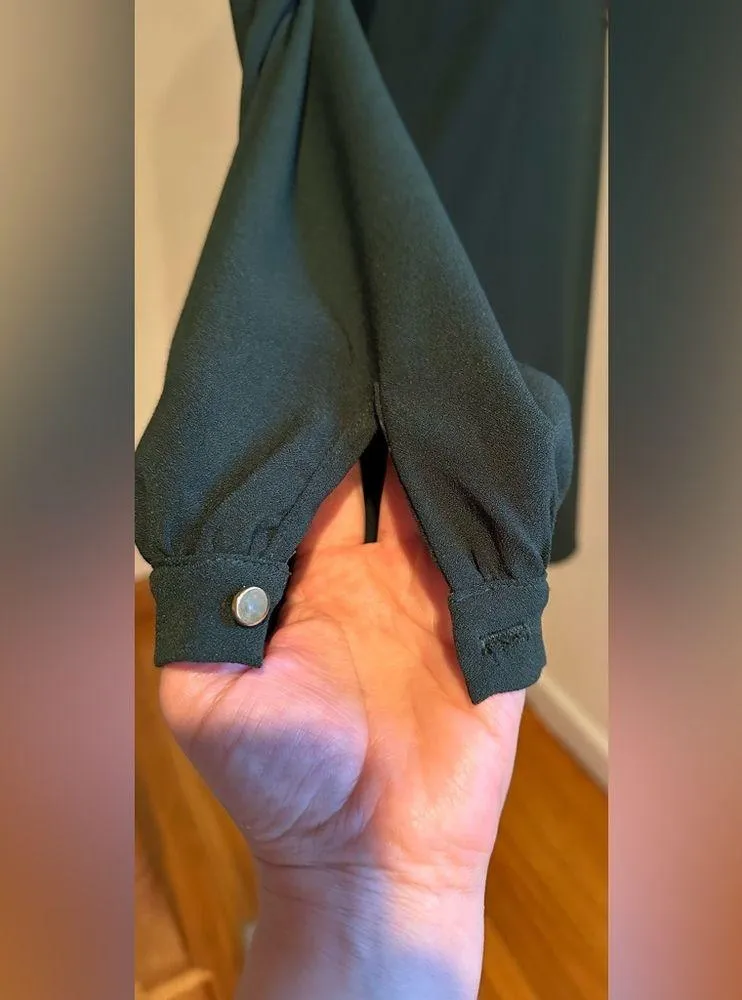 - LuLus Dark Green Mini Shift Dress Long Sleeves With Gold Buttons SZ S - Image 7