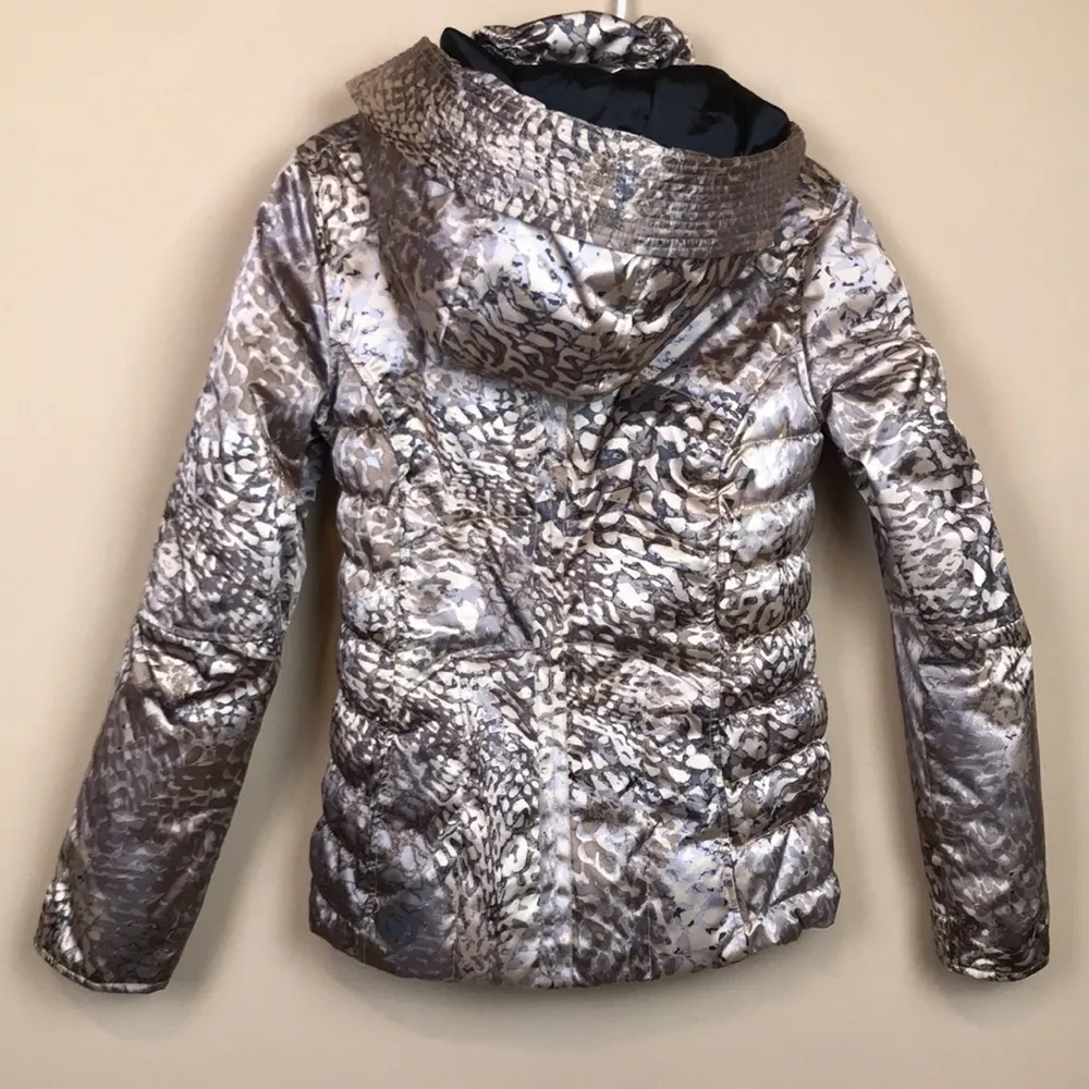 Obermeyer Women’s Leighton Metallic Patterned Zip-Up Hooded Snow Winter Jacket - Image 10