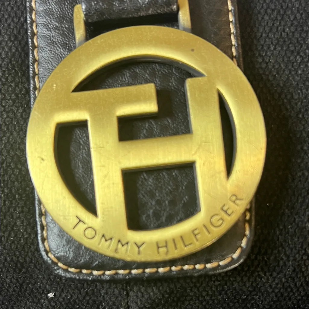 Tommy Hilfiger Black and Gold Shoulder Bag - Image 3