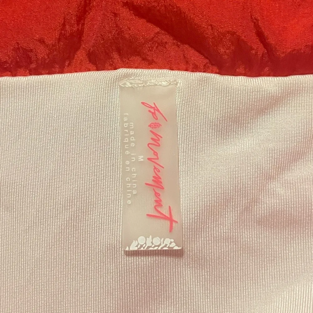 NWT Free People FP Movement Way Home High Rise Shorts Christmas Holiday Size M - Image 6