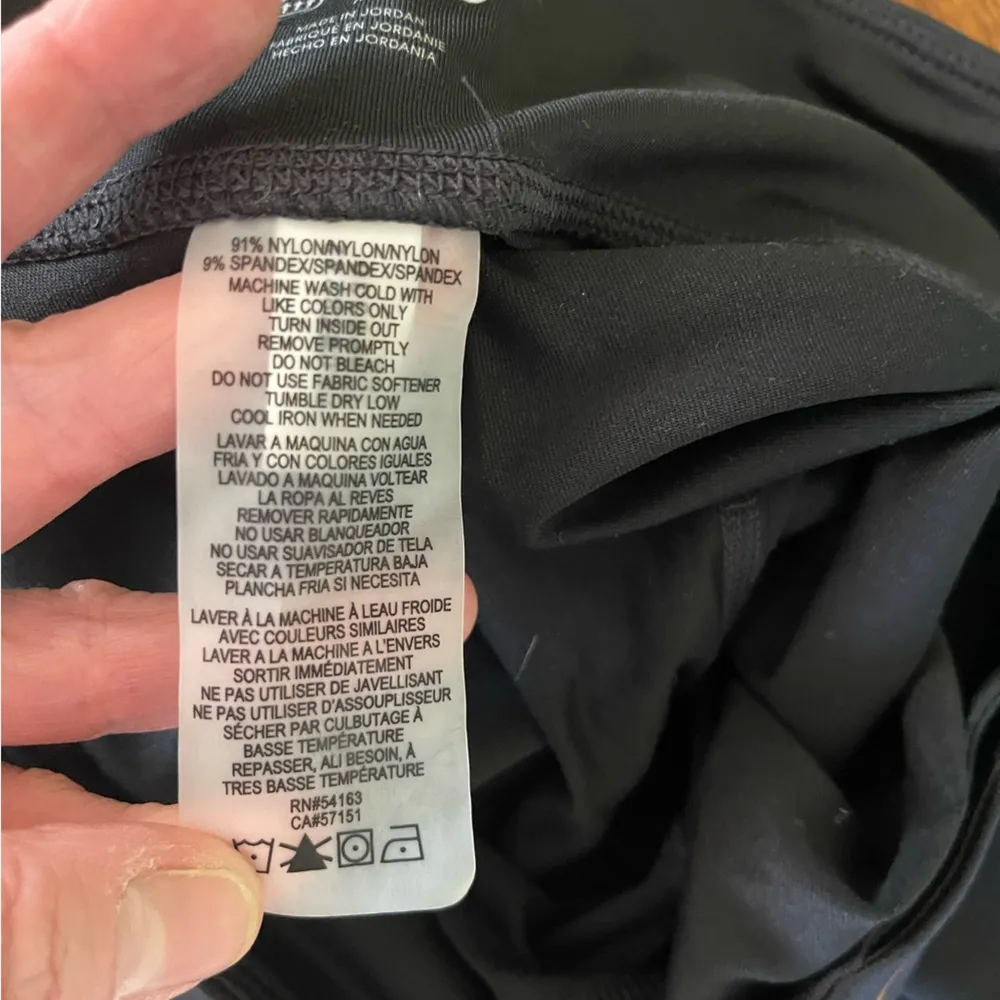 Calvin Klein Performance leggings  black with star embellishment Sz M - Image 8