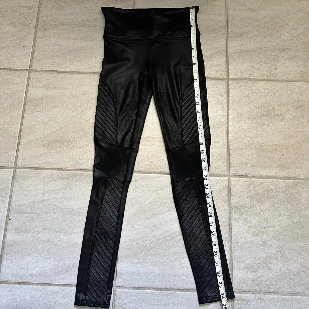 Spanx Faux Leather Moto Size S Flattering Shaping Leggings Very Black Minimalist - Image 14