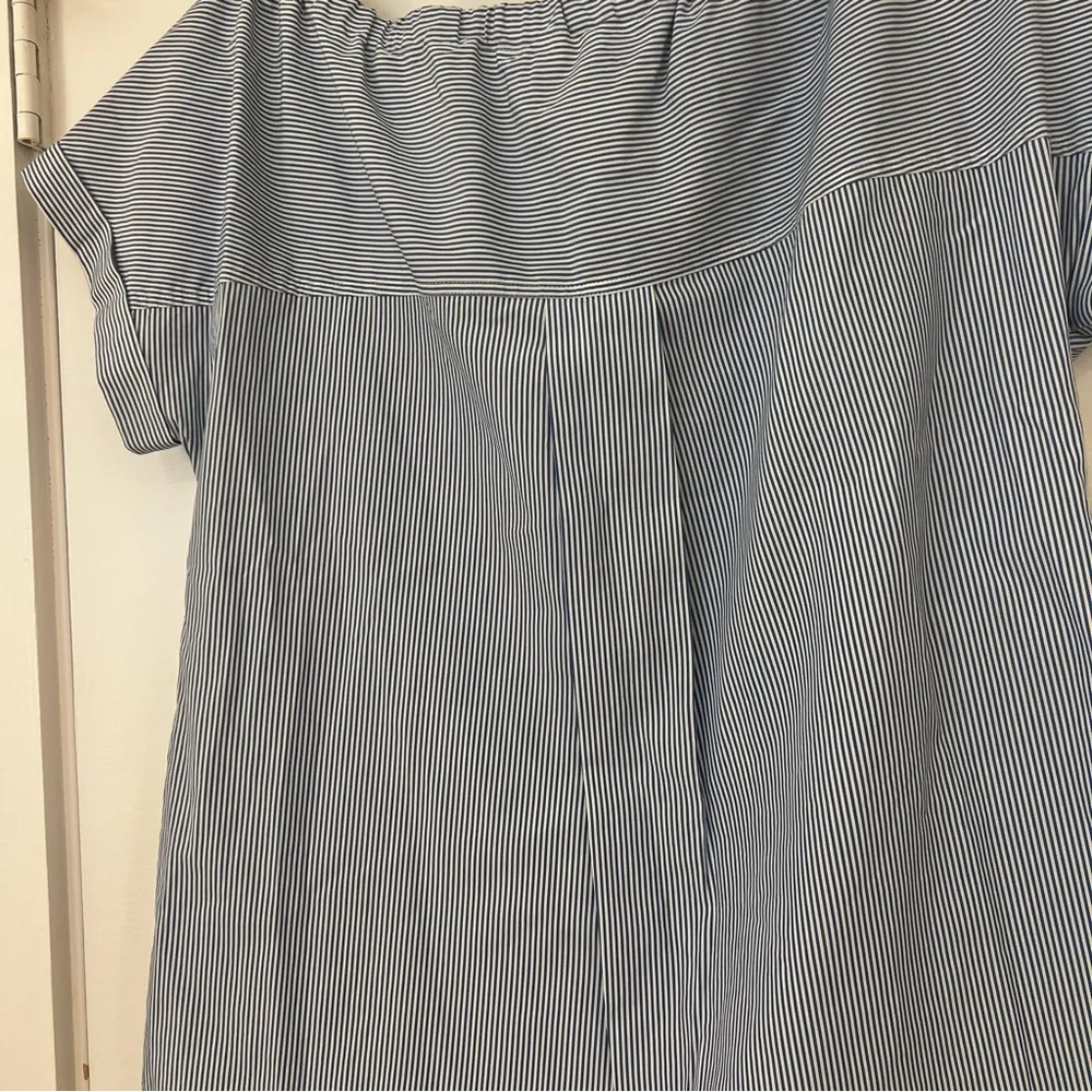 Theory Velvela Striped Top Blue Short Sleeve Small Petite - Image 7