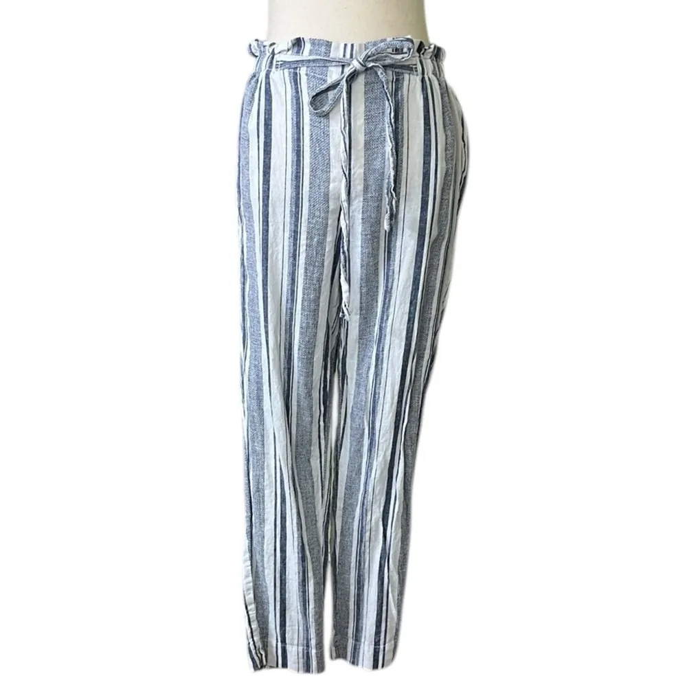 BeachLunchLounge
Striped Tapered-Leg Pants - Image 9