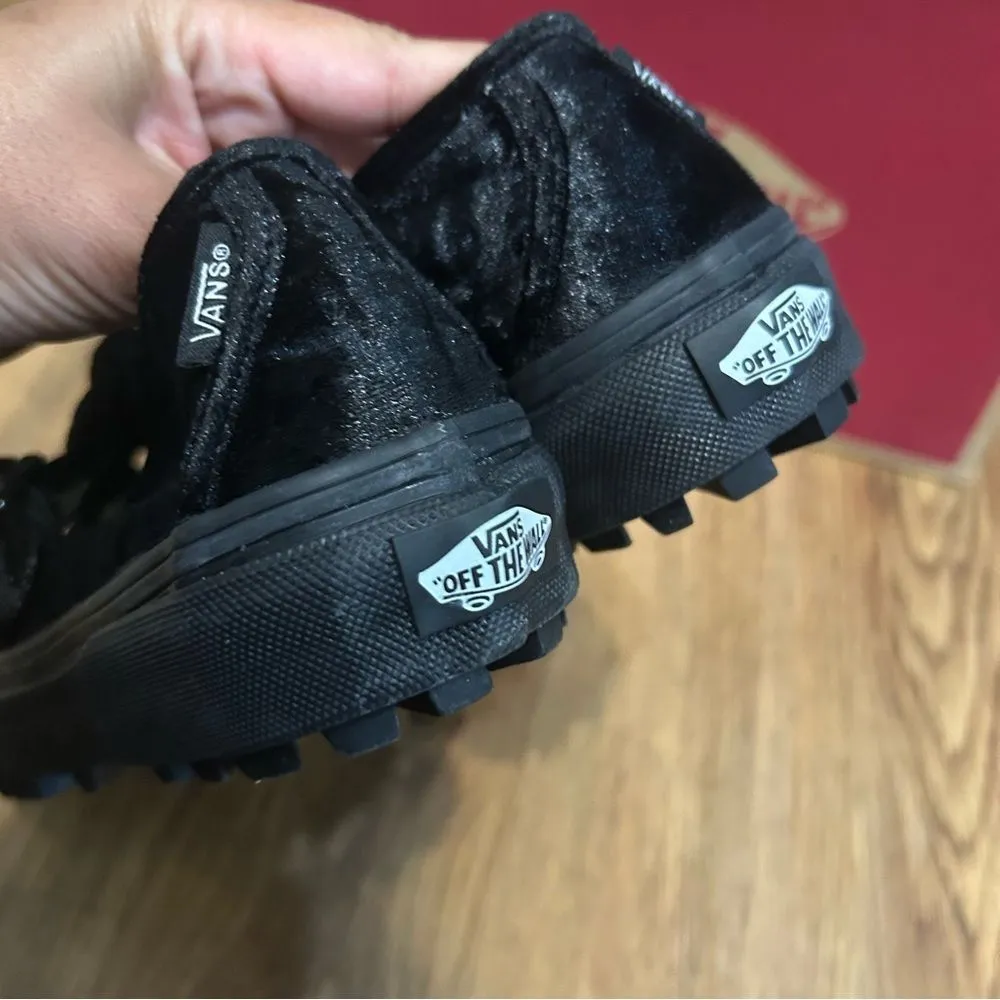 VANS Mary Jane black velvet shoes sneakers women’s 7 new - Image 4