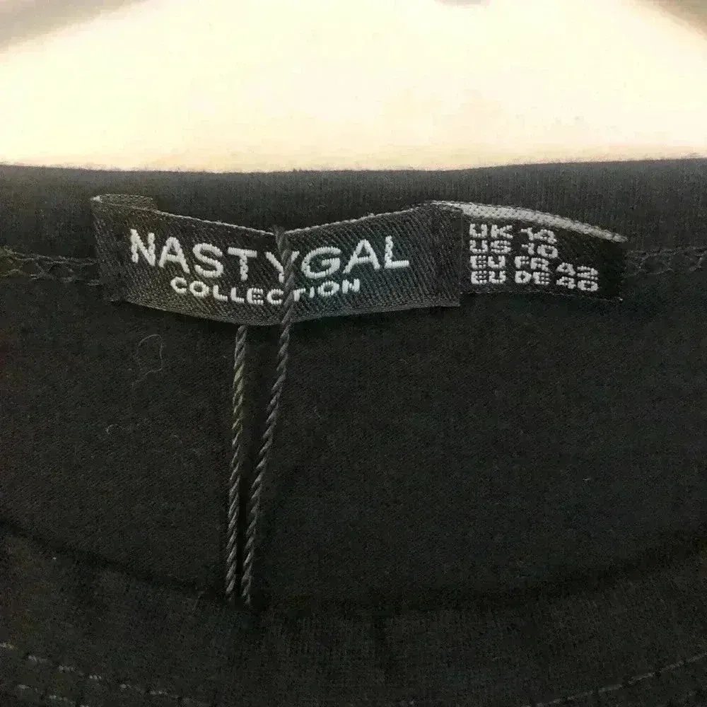 Nasty Gal chip on your shoulder black Jersey top sz 10 NWT - Image 6