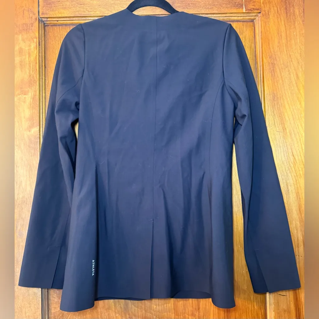 Athleta  NWT Avenue Blazer- Size 6 - Image 3