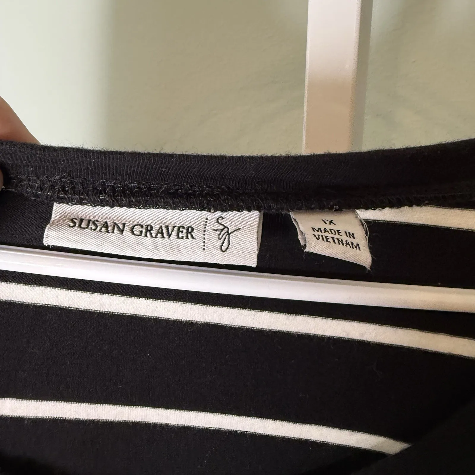 Women's Susan Graver Black And White Stripe Shirt Crop Sleeve  Button Detail 1X - Image 6