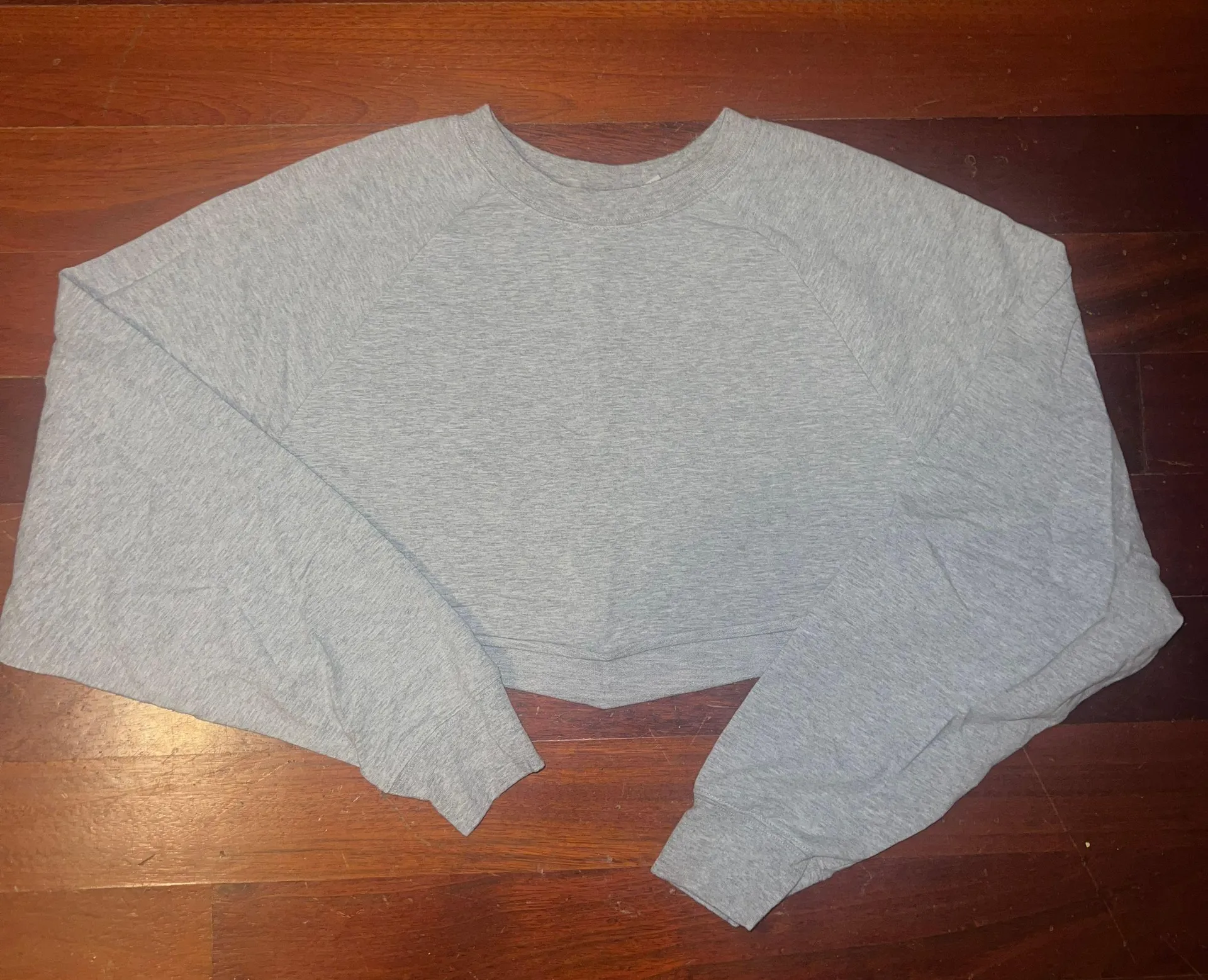 Cropped Sweatshirt - Image 2