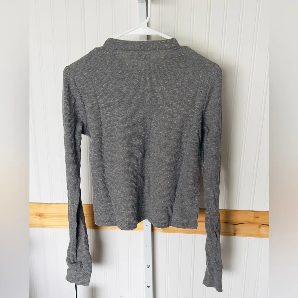 Michael Lauren XRevolve Lewiston Crop Top Gray - Image 3
