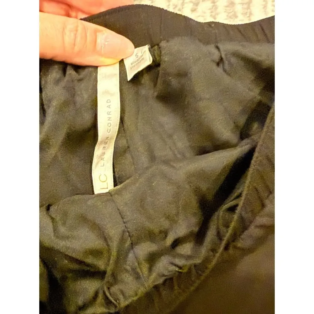 NEW Lauren Conrad women's small black scalloped shorts w/pockets - Image 2