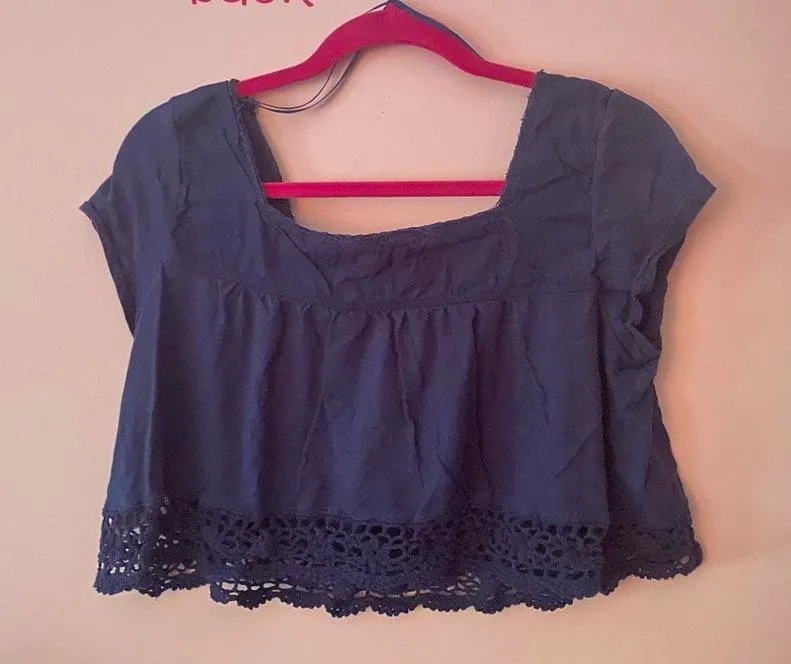 crop top with crochet - Image 2