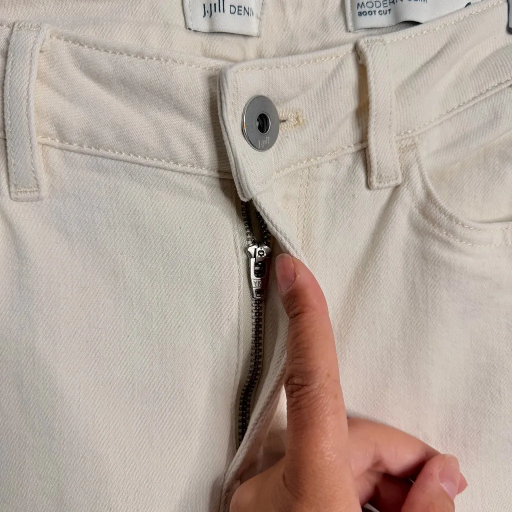 J. Jill Cream Modern Slim Bootcut Jean Size 6 Casual Comfort Stretch Minimalist - Image 5