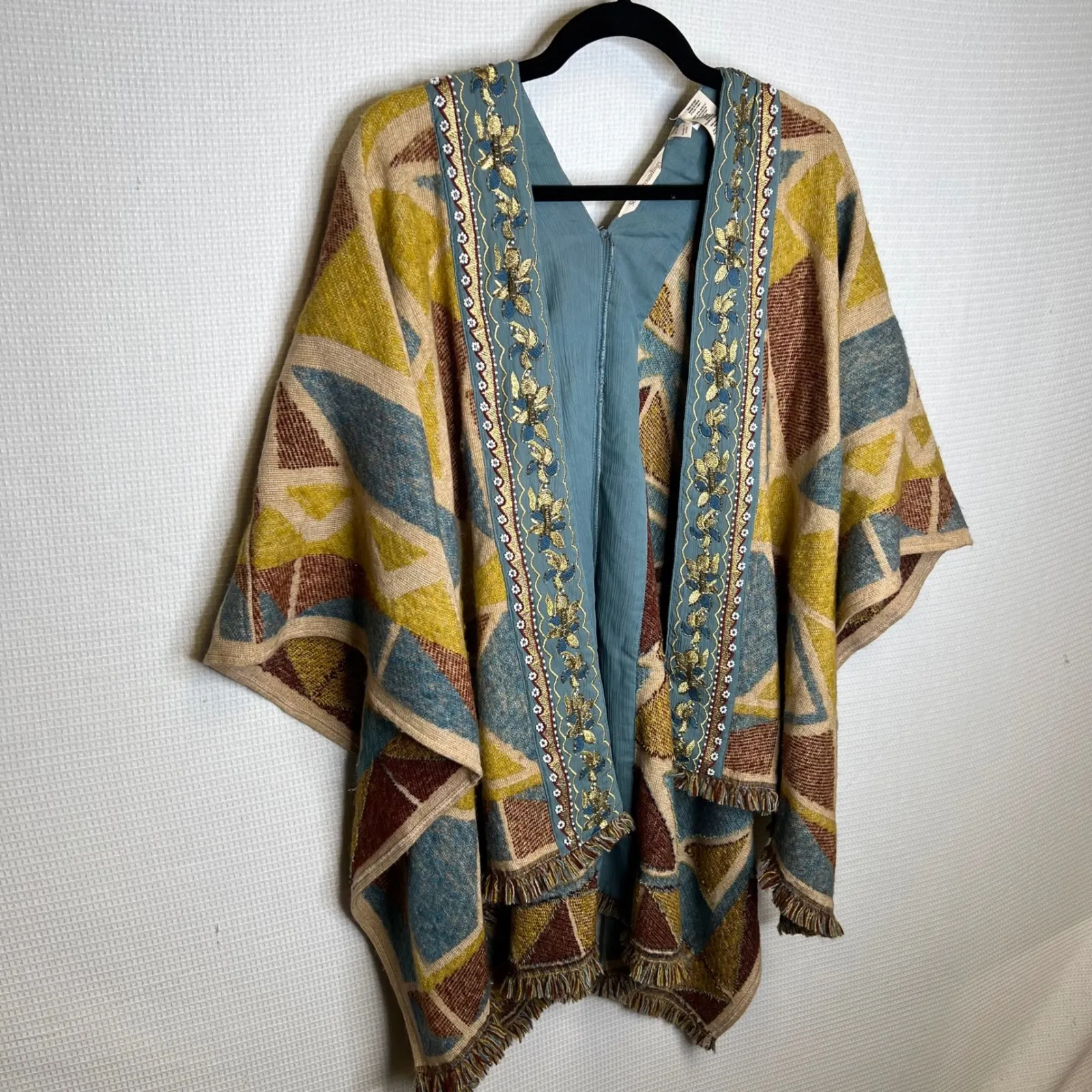 Soft Surroundings Geometric Embroidered Cardigan Shawl Poncho One Size - Image 2