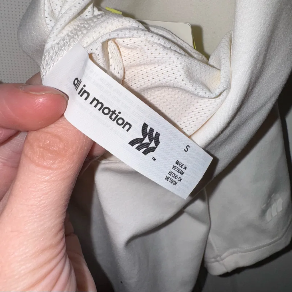 NEW am in motion tank top - Image 7