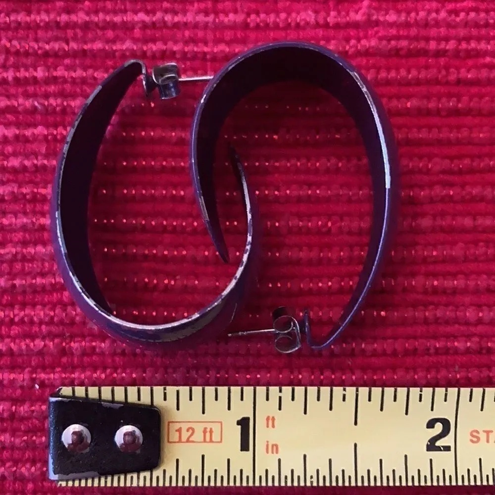 10 pair of vintage retro lavender and purple earrings EVC - Image 5