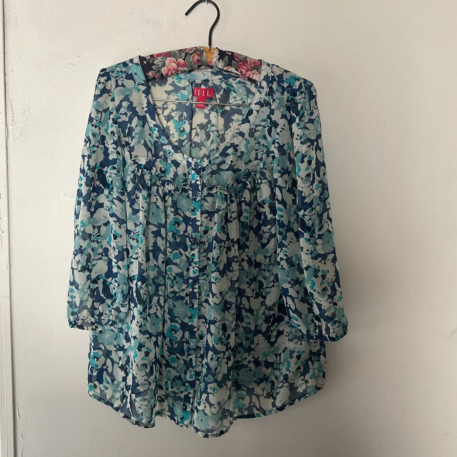 ELLE Blue Floral Chiffon Blouse Size M Sheer Button Front - Image 3