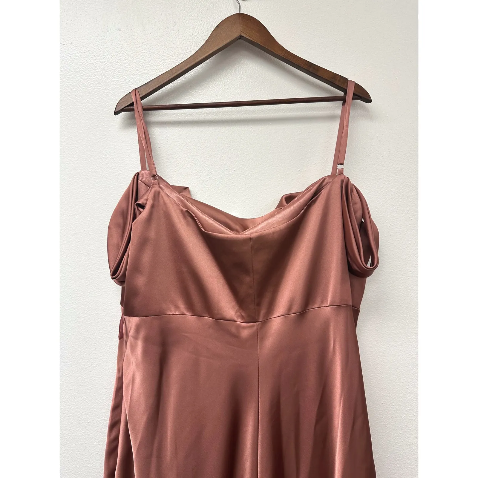Revelry Sienna Satin Drop Shoulder Side Slits Dress in Copper Size 24 Orange - Image 6