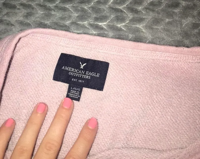 American Eagle Outfitters Crop Top - Image 3