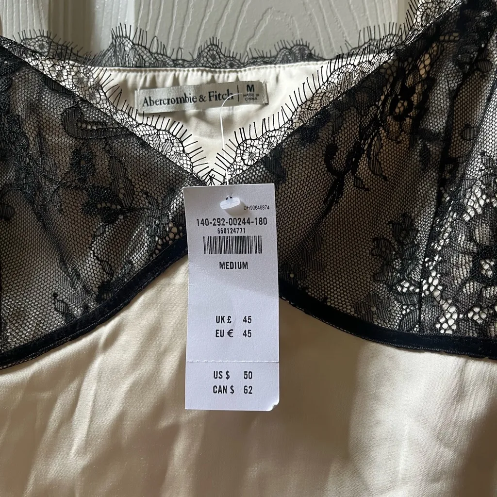 Abercrombie & Fitch Cream and Black Lace Babydoll Cami - Image 5