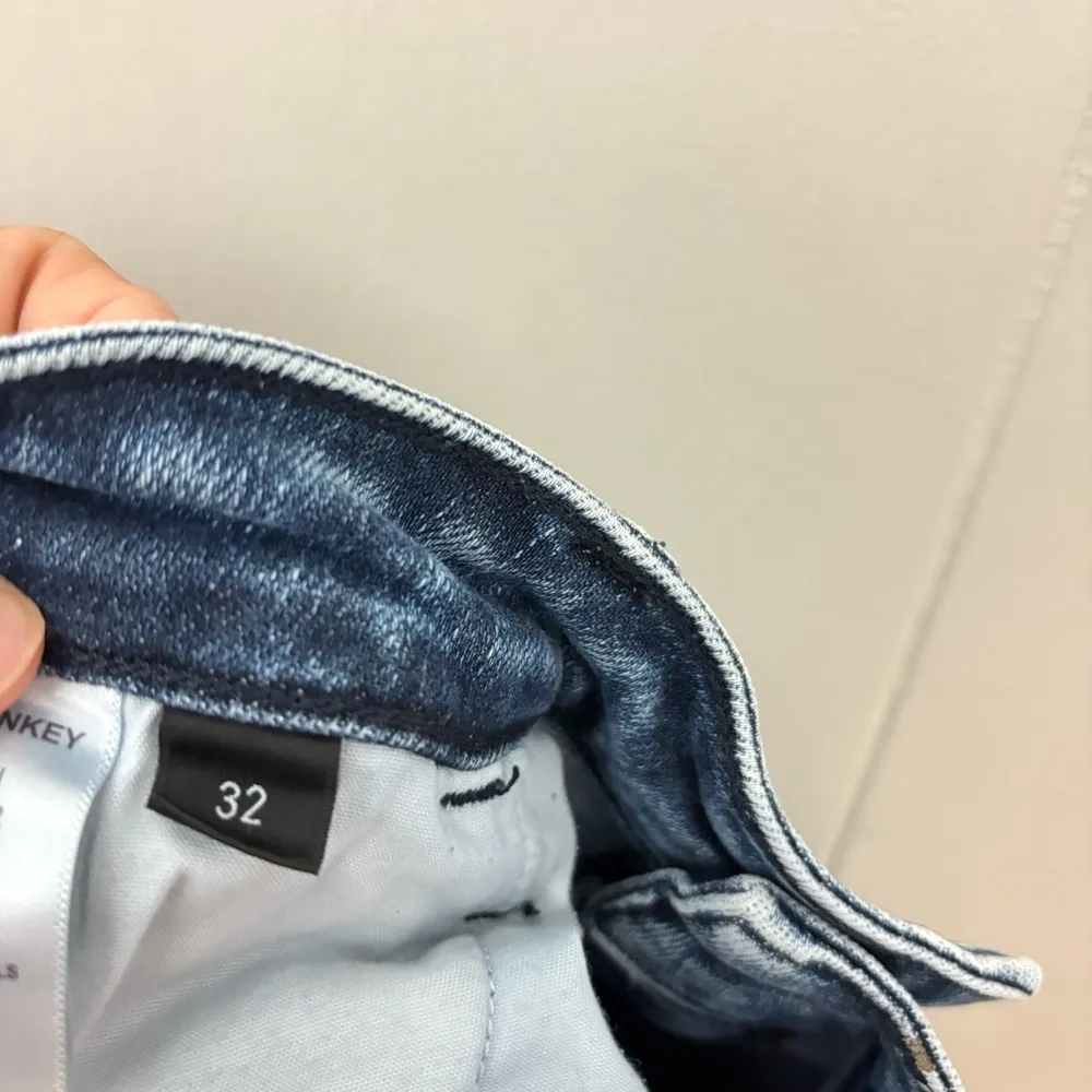 Flying Monkey Skinny  Frayed Hem Distressed Y3524 Size 32 - Image 8