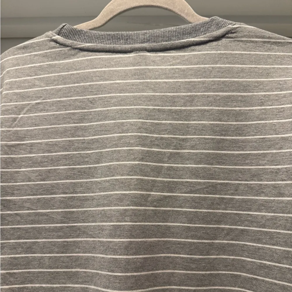 WishList Gray Striped Puff Sleeve Top Size L NWT Casual Soft Tee - Image 6