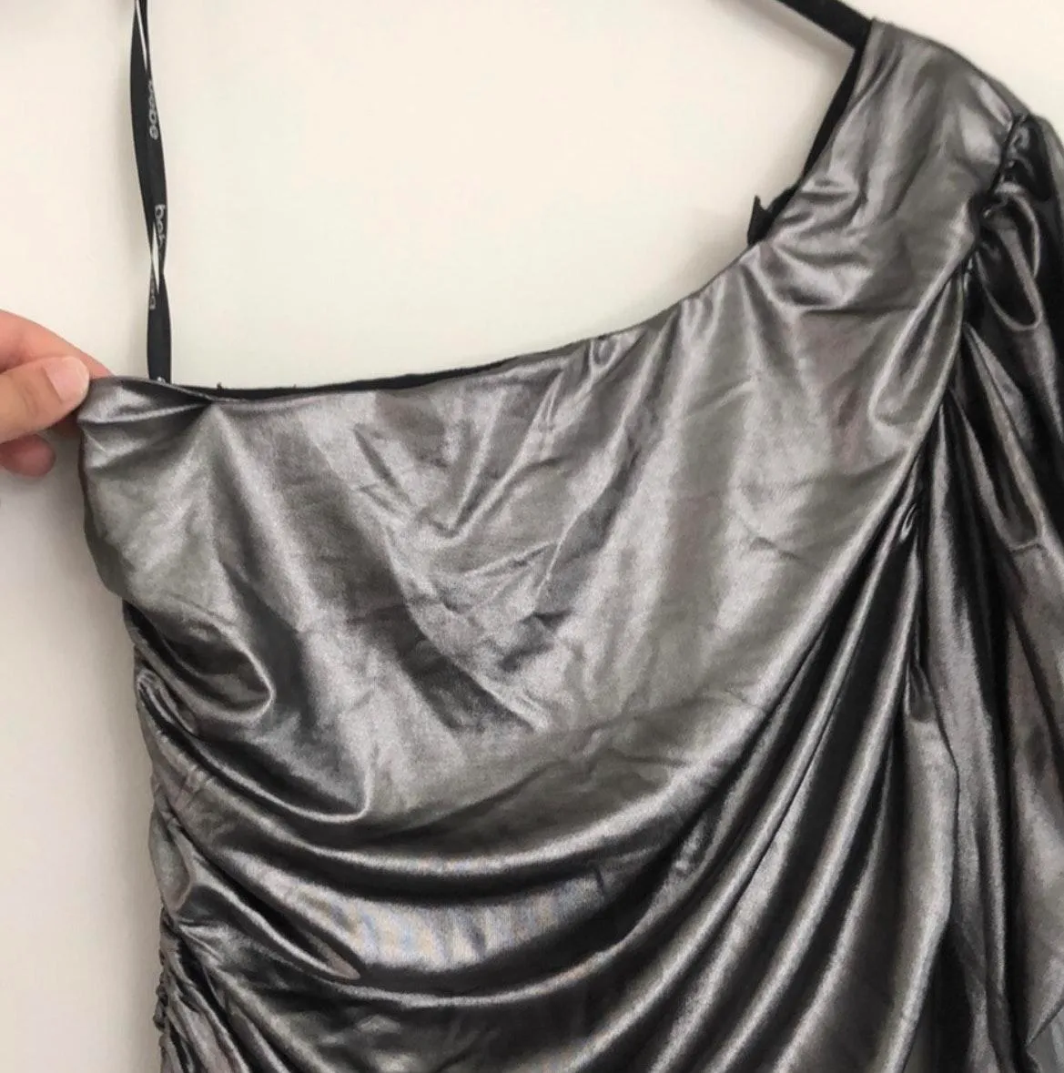 Bebe Metallic Silver One Shoulder Ruched Dress - Image 3