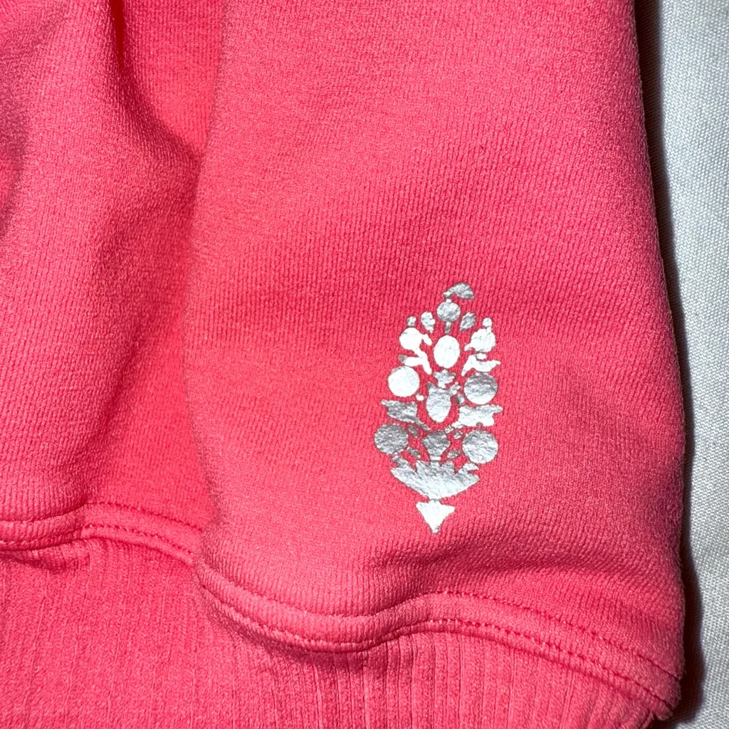 NWOT LuluLemon Long Line Energy Sports Bra Strappy Back — Size Large — Red/Pink - Image 3