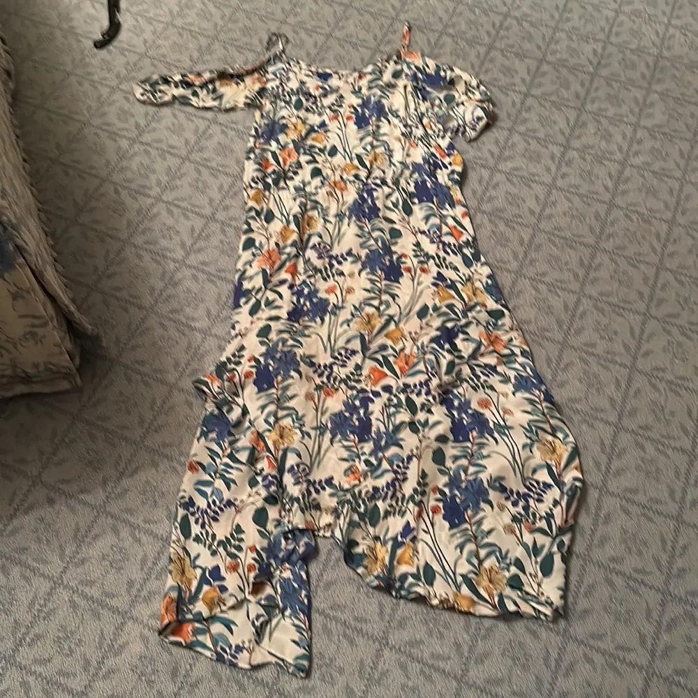 Parker dress wore 1x to wedding very flattering sleeve large - Image 2