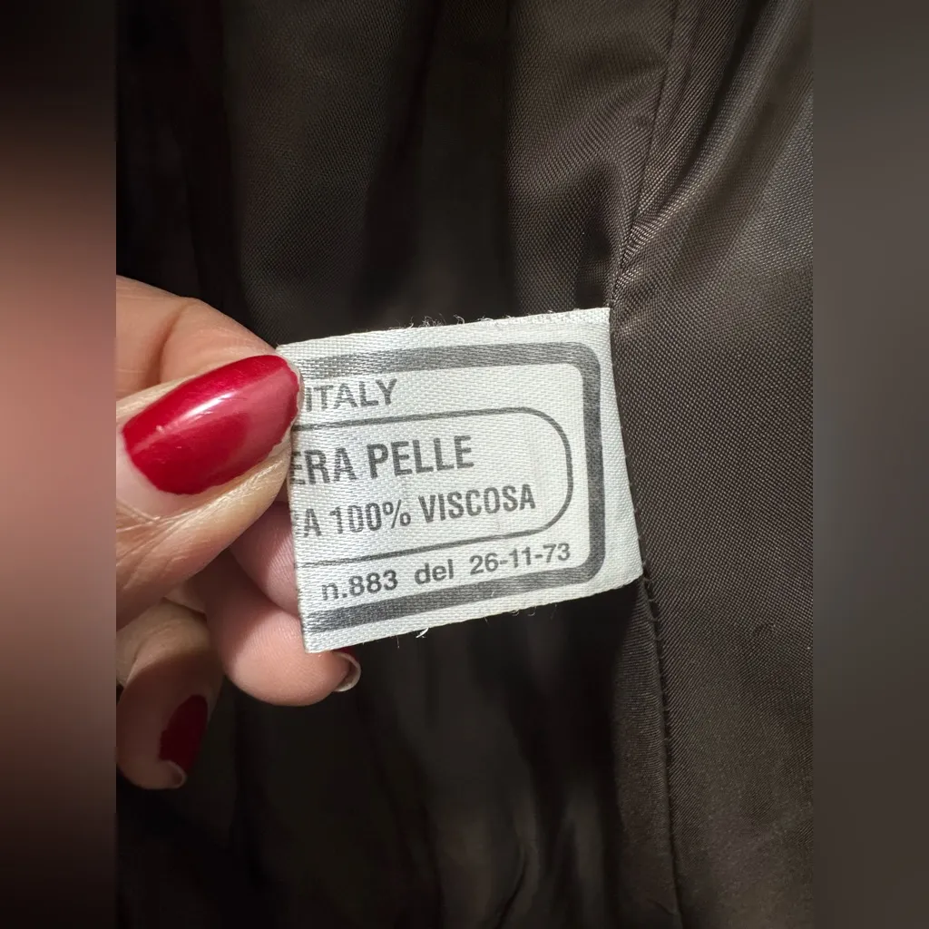 MR Florence Italy Chocolate Brown Real Suede Coat perfect! Size 44 made in Italy - Image 2