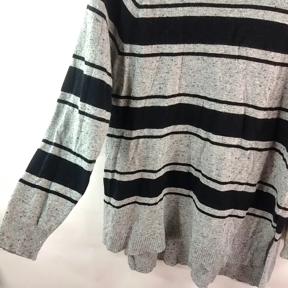 Vince Camuto L Oversize Boyfriend Pullover Sweater - Image 2