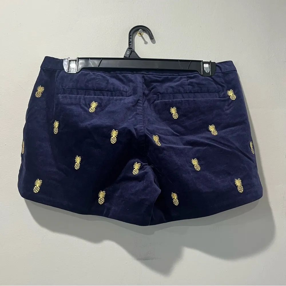 Lilly Pulitzer Adie Shorts Navy Velvet with Gold Embroidered Pineapples size 0 - Image 3