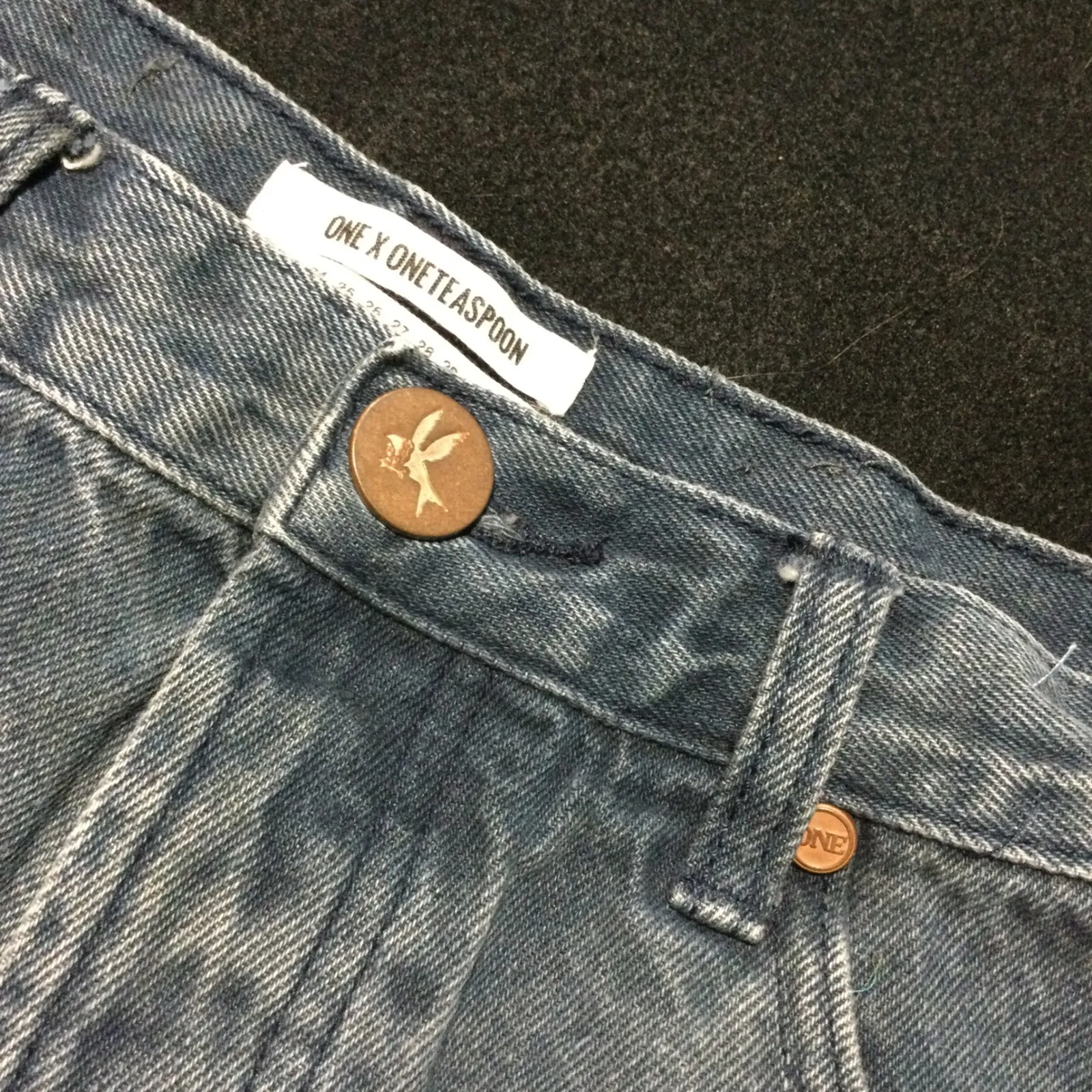 ONE X ONETEASPOON Distressed Denim Cutoff Shorts Women Size 22 Blue Frayed Hem - Image 9