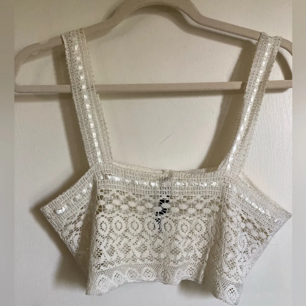 Out From Under Y2K Cream Colored Lace Button Front Cropped Tank Top #Br - Image 6
