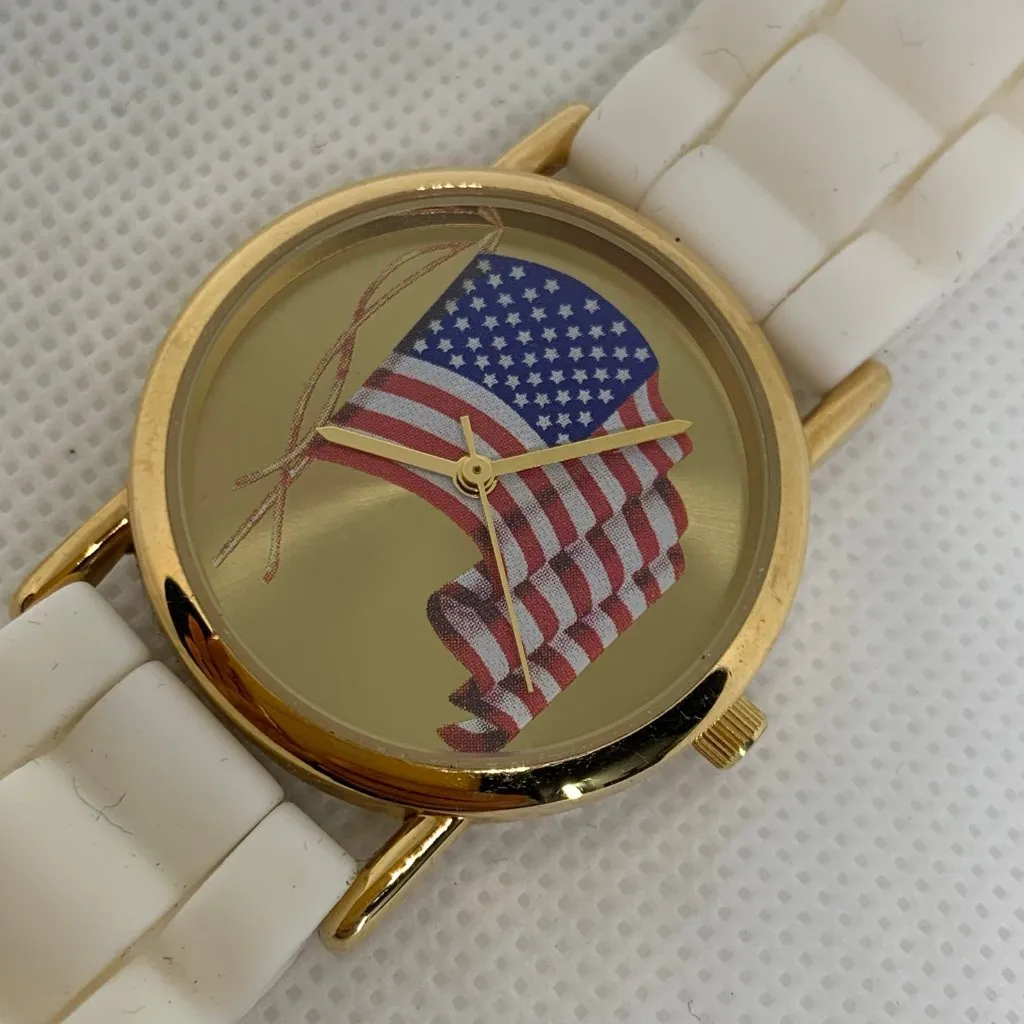 Valdawn USA flag dial watch gold tone 33mm quartz white silicon band running - Image 2