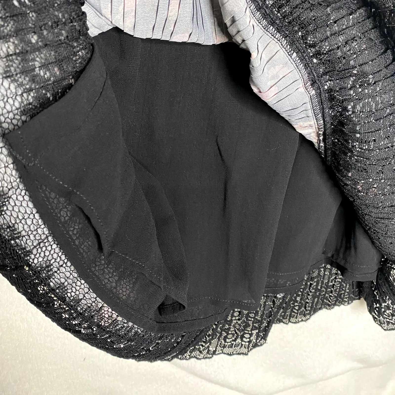 FOXIEDOX Anthropologie Biella Floral Lace Flutter Sleeve Mini Dress Size Small - Image 14