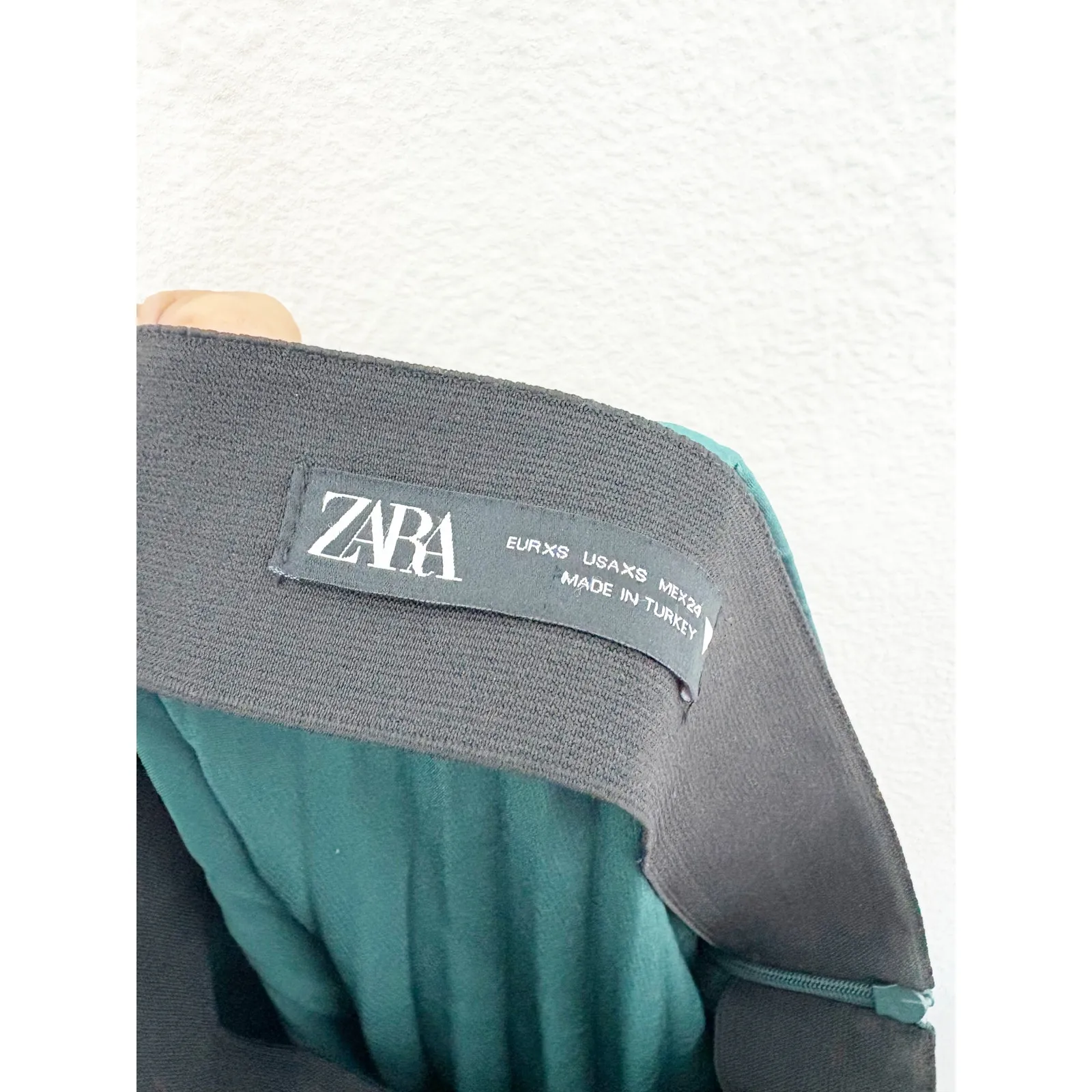 Zara Emerald Green Pleated Midi Skirt Size XS High Rise Chic Preppy Minimalist - Image 6