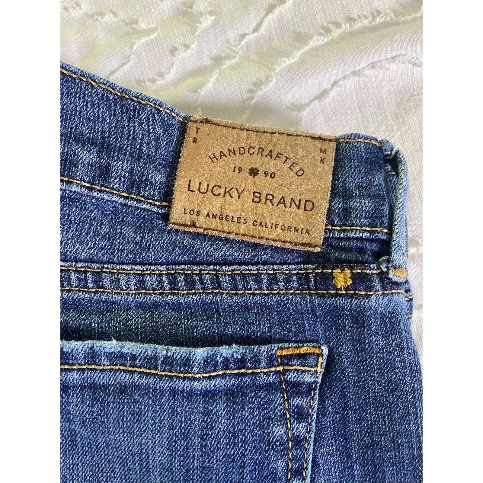 Lucky Brand Women's Sweet'n Straight Jeans 6/28 –  Handcrafted 1990 - Image 4