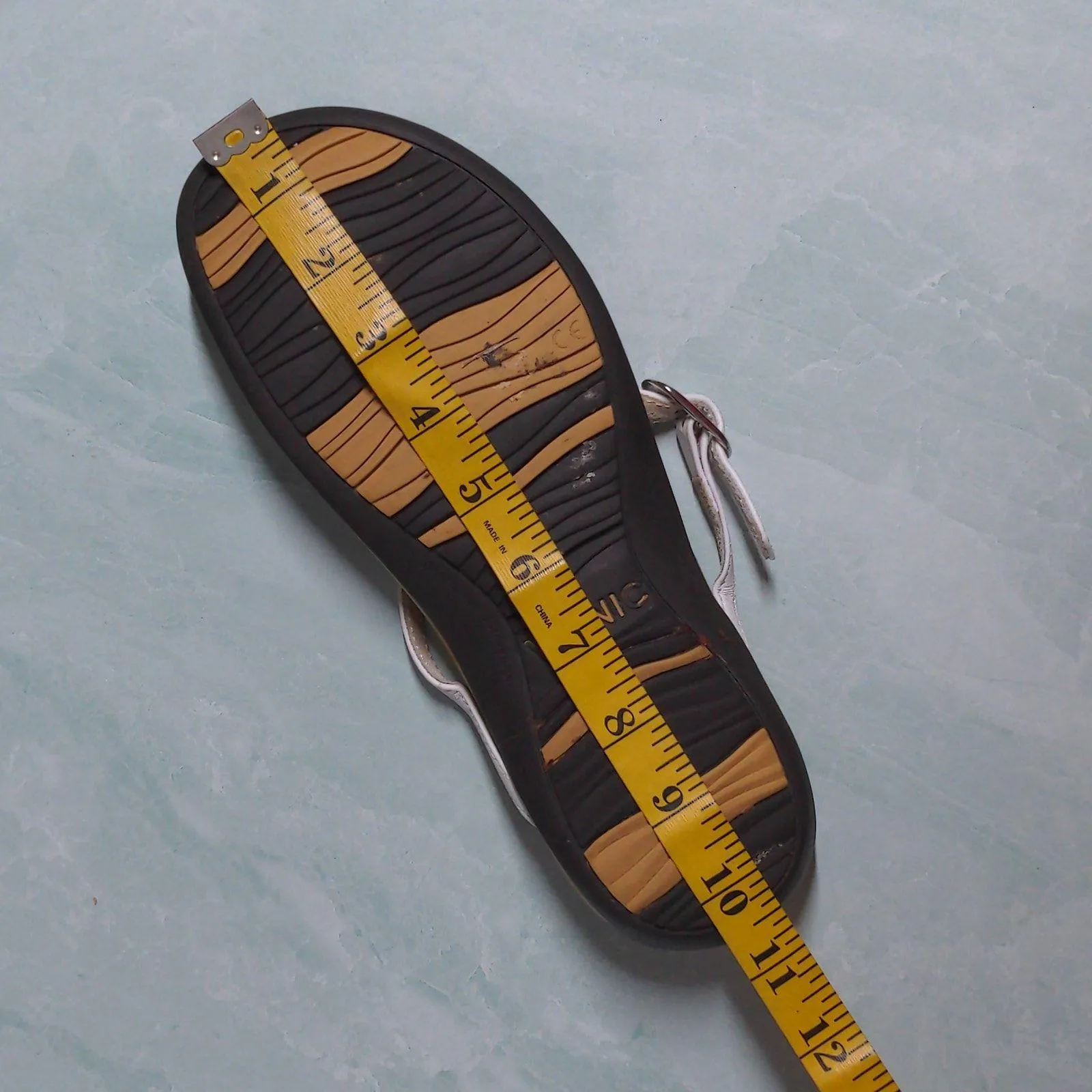 Vionic White Flip Flop Sandal Karina - Size 10-10.5 (est.) - Image 14