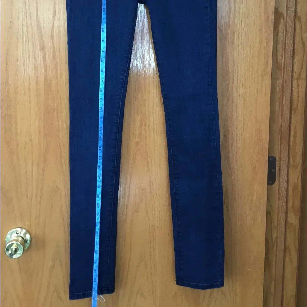 BCBG MAXAZRIA skinny jeans 💙💙 - Image 5