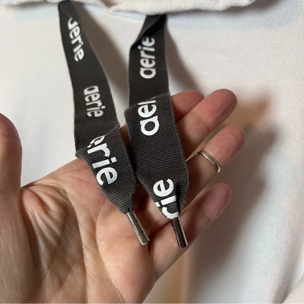 Aerie White Cropped Hooded Sweatshirt size S Oversized Fit  - Great Beach Hoodie - Image 3