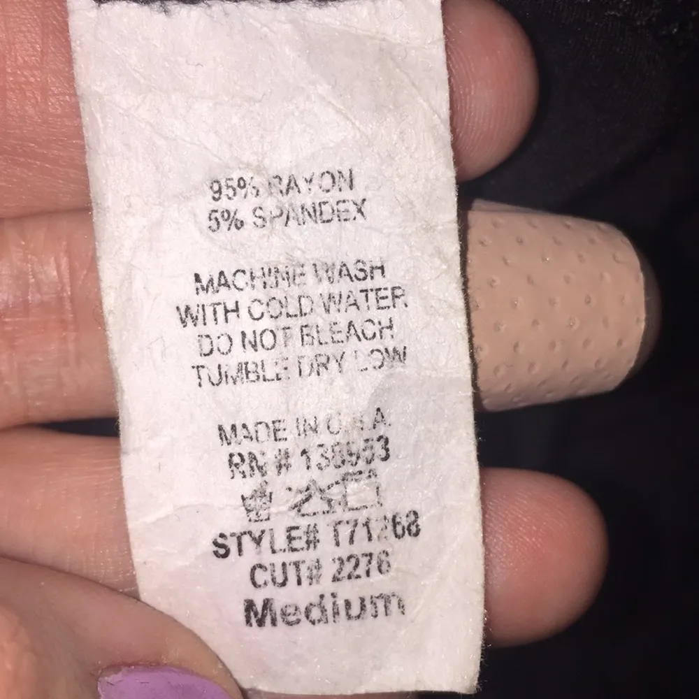 Sun & Moon Floral And Black Color Block Tunic Top Size Medium - Image 7